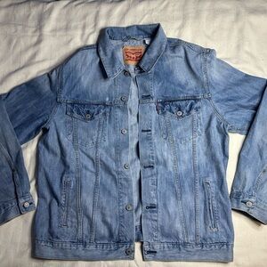 Vintage Levi's Classic Blue Denim Jacket